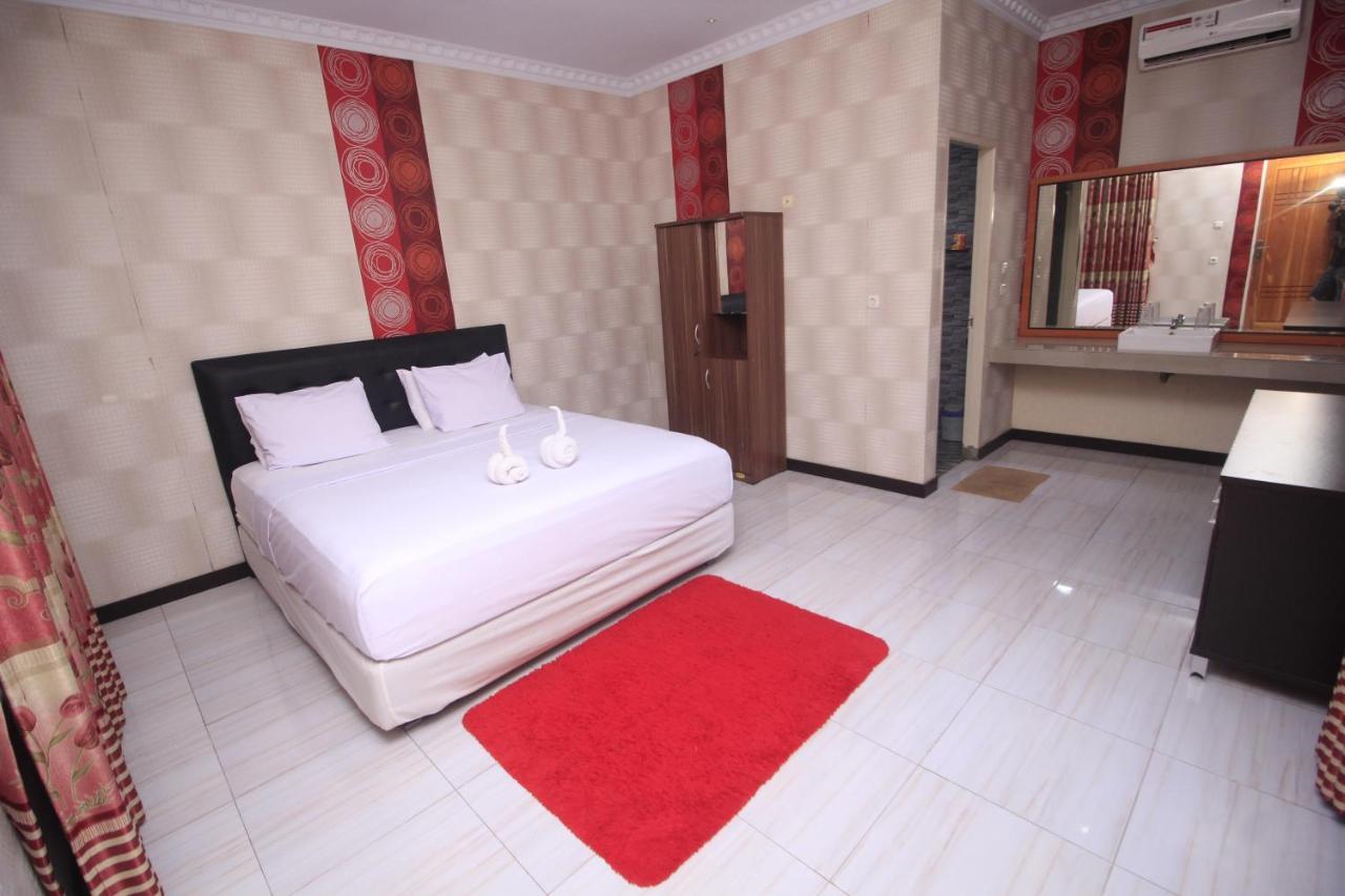 Tangkoko Lodge Bitung Экстерьер фото